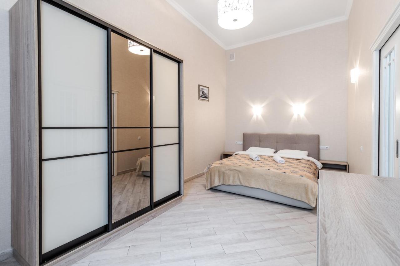 Nikolaj Kopernikus Apartment Lemberg Exterior foto